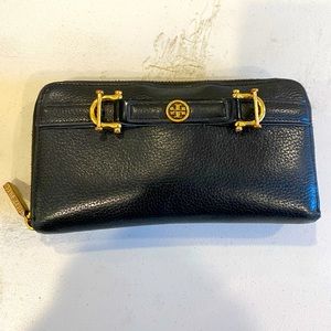 Black Tory Burch Zip Wallet